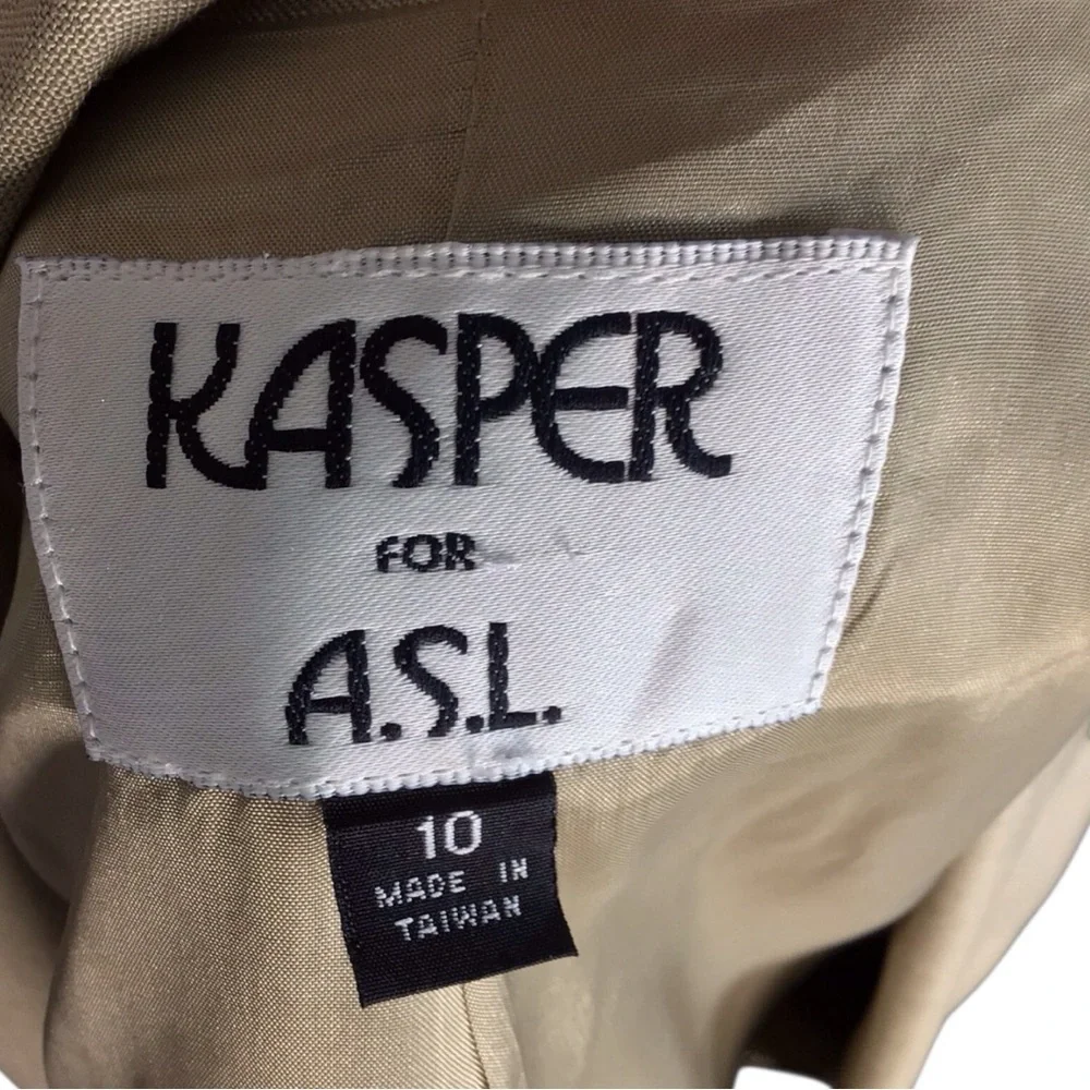 Kasper Tan Linen Blend Blazer with Notched Lapel Structured Shoulders size 10